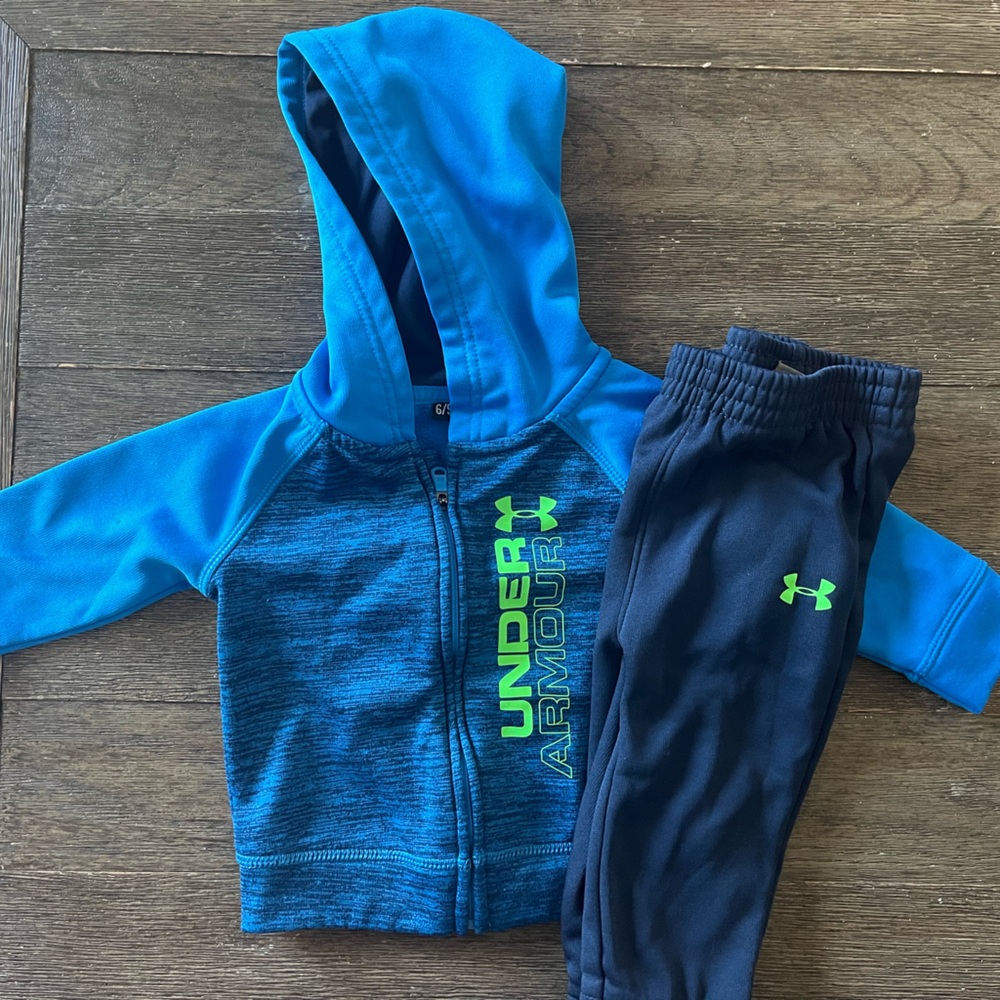Infant under armour track suit